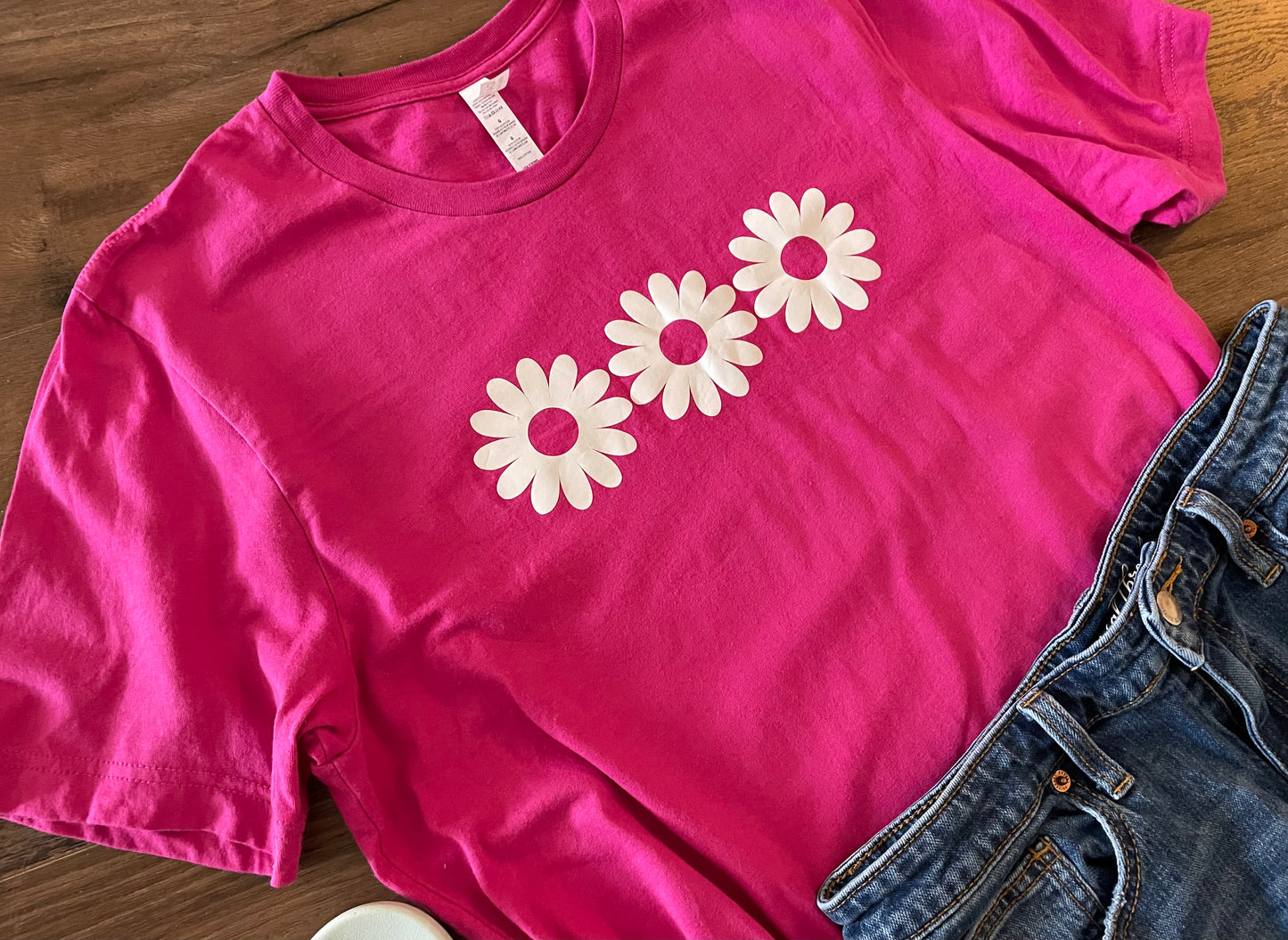 Daisy Tee